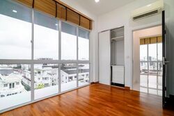 Shiro (D15), Apartment #611712261